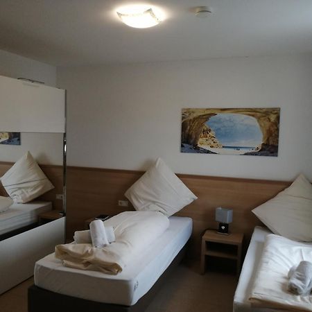 Hotel-Restaurant Zum Baeumle Süßen Buitenkant foto